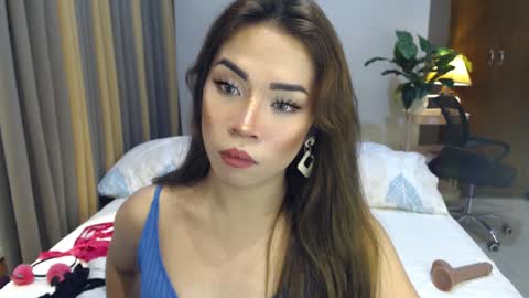 Snapshot of naughty_dreamerxxx chatting on December 23, 2024, 6:05 pm Queen Jess online show from December 23, 2024, 6:05 pm