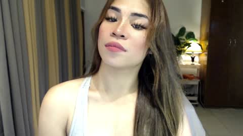 Snapshot of naughty_dreamerxxx chatting on January 29, 2025, 7:04 am Queen Jess online show from January 29, 2025, 7:04 am