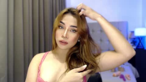Queen Jess online show from April 22, 2026, 11:12 am