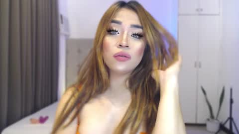 Snapshot of naughty_dreamerxxx chatting on June 8, 2026, 3:34 pm Queen Jess online show from June 8, 2026, 3:34 pm