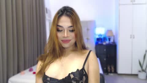 Snapshot of naughty_dreamerxxx chatting on June 13, 2026, 12:41 am Queen Jess online show from June 13, 2026, 12:41 am