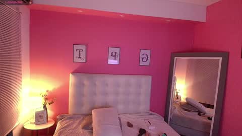 Snapshot of naughty_ebonyy chatting on December 14, 2024, 2:56 am SASHA online show from December 14, 2024, 2:56 am