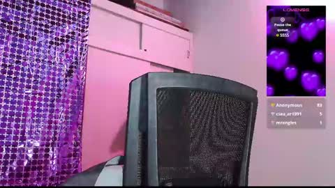 Em  please help me reach 100 thumbs up 3 online show from March 10, 2025, 12:18 am