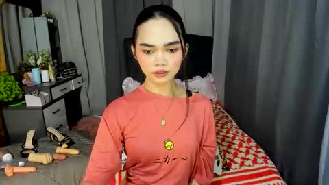 Snapshot of naughty_emmats chatting on June 4, 2026, 6:36 pm emma online show from June 4, 2026, 6:36 pm