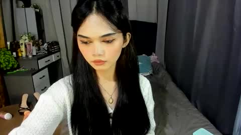 Snapshot of naughty_emmats chatting on June 8, 2026, 1:33 pm emma online show from June 8, 2026, 1:33 pm
