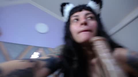 Snapshot of naughty_kittenm chatting on January 31, 2025, 5:32 pm Kitten online show from January 31, 2025, 5:32 pm