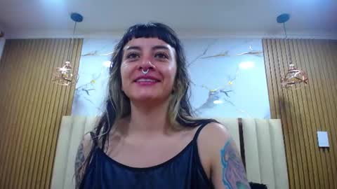 Kitten online show from June 24, 2026, 11:31 am