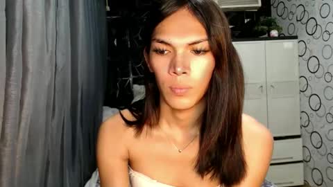 Snapshot of naughty_princess24 chatting on May 27, 2026, 1:57 am Ariela online show from May 27, 2026, 1:57 am