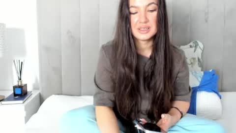 Snapshot of naughty_princesse chatting on May 21, 2026, 7:59 am Elena online show from May 21, 2026, 7:59 am