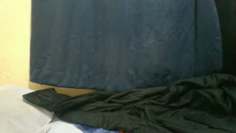 Snapshot of naughty_slender2 chatting on September 12, 2025, 3:06 am jn online show from September 12, 2025, 3:06 am