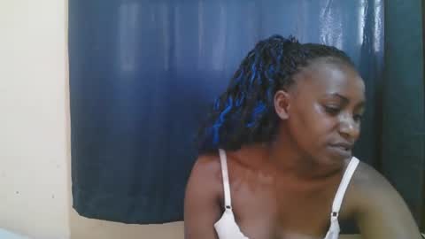 Snapshot of naughty_slender2 chatting on October 6, 2025, 9:07 am jn online show from October 6, 2025, 9:07 am