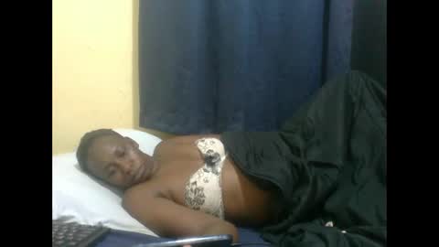 Snapshot of naughty_slender2 chatting on May 8, 2026, 1:44 am jn online show from May 8, 2026, 1:44 am