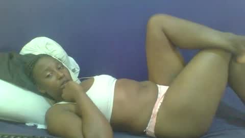 Snapshot of naughty_slender2 chatting on May 10, 2026, 2:33 pm jn online show from May 10, 2026, 2:33 pm