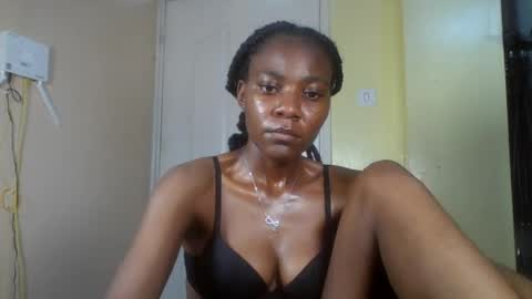 naughty_sluttygall online show from July 11, 2026, 5:04 pm