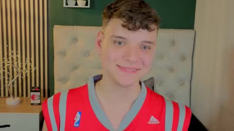Snapshot of naughty_twink_ chatting on October 2, 2025, 6:31 am Noah online show from October 2, 2025, 6:31 am