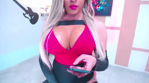 Miabarbarita online show from February 18, 2026, 6:15 pm