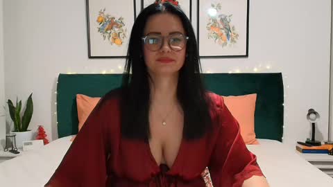 Snapshot of naughtybrunettexxx chatting on December 11, 2024, 3:47 pm NaughtyBrunetteXXX online show from December 11, 2024, 3:47 pm