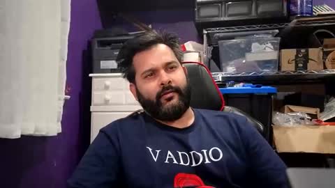 sakhtlaundaz online show from November 25, 2025, 4:56 am