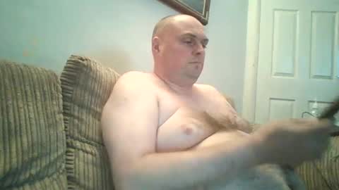 Snapshot of naughtygadget chatting on January 6, 2026, 2:04 am NaughtyGadget online show from January 6, 2026, 2:04 am