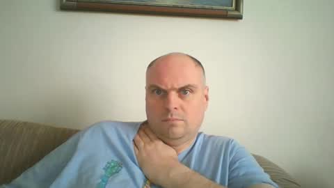 Snapshot of naughtygadget chatting on February 4, 2026, 9:48 am NaughtyGadget online show from February 4, 2026, 9:48 am