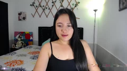 Snapshot of naughtygirl_mmm chatting on May 5, 2026, 9:23 pm Valeria online show from May 5, 2026, 9:23 pm