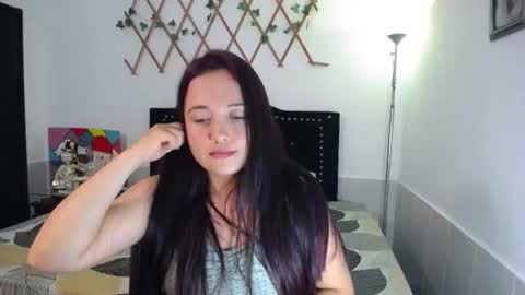 Snapshot of naughtygirl_mmm chatting on June 9, 2026, 8:53 pm Valeria online show from June 9, 2026, 8:53 pm
