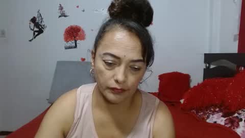 Snapshot of naughtygoddesss chatting on November 11, 2025, 5:07 am naughtygoddesss online show from November 11, 2025, 5:07 am