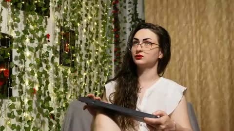 Snapshot of naughtyhomemade17 chatting on June 19, 2026, 10:30 am Mya Alexya online show from June 19, 2026, 10:30 am