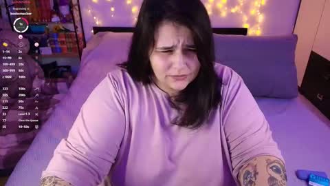 Snapshot of naughtykiss22 chatting on November 18, 2025, 6:29 am Chris online show from November 18, 2025, 6:29 am