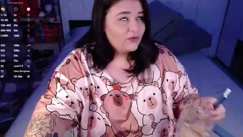 Snapshot of naughtykiss22 chatting on November 21, 2025, 6:12 am Chris online show from November 21, 2025, 6:12 am