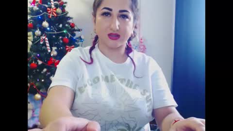 Snapshot of naughtymaya4you chatting on December 5, 2025, 9:51 am naughtymaya4you online show from December 5, 2025, 9:51 am