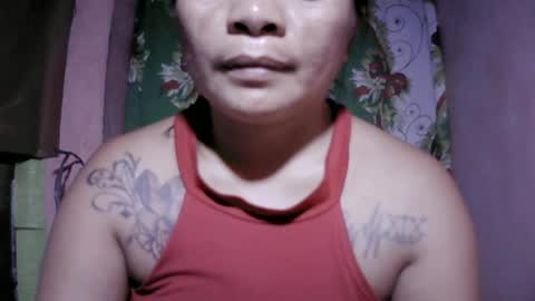 Snapshot of naughtymom_33 chatting on June 14, 2026, 1:14 am naughtymom_33 online show from June 14, 2026, 1:14 am