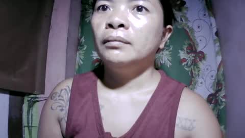 Snapshot of naughtymom_33 chatting on June 16, 2026, 10:34 pm naughtymom_33 online show from June 16, 2026, 10:34 pm