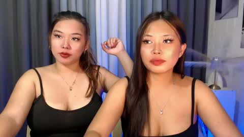 naughtymorenagirl online show from July 28, 2026, 3:57 am