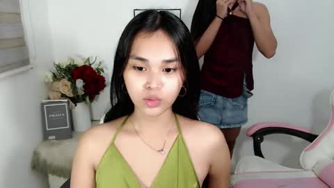 Snapshot of naughtymuse_ chatting on April 26, 2026, 11:19 am ELISE online show from April 26, 2026, 11:19 am