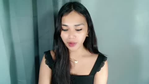 ELISE online show from June 15, 2026, 11:07 pm