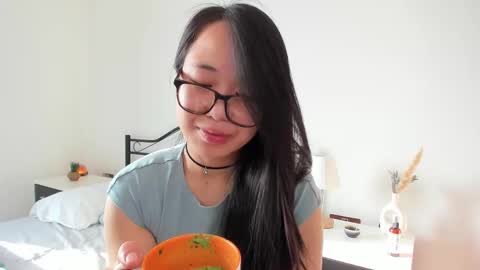 Snapshot of naughtynerdygirl chatting on March 6, 2025, 8:41 am Gigi Chu online show from March 6, 2025, 8:41 am