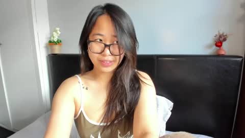 Gigi Chu  online show from April 5, 2026, 2:25 pm