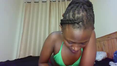 Snapshot of naughtyqueen12 chatting on November 13, 2025, 11:42 am naughtyqueen12 online show from November 13, 2025, 11:42 am