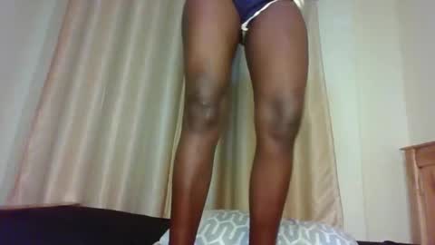 Snapshot of naughtyqueen12 chatting on November 15, 2025, 12:19 am naughtyqueen12 online show from November 15, 2025, 12:19 am