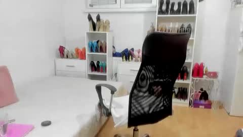 Snapshot of naughtysabine1 chatting on October 12, 2025, 6:18 pm naughtysabine1 online show from October 12, 2025, 6:18 pm