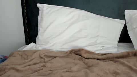 Aryna online show from December 2, 2024, 7:36 am