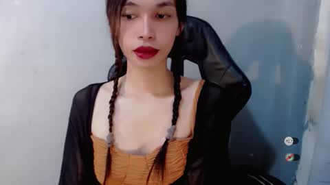 Celine online show from October 8, 2025, 2:20 am