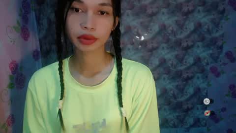 Snapshot of naughtysunshinepinay chatting on June 17, 2026, 12:13 am Celine online show from June 17, 2026, 12:13 am
