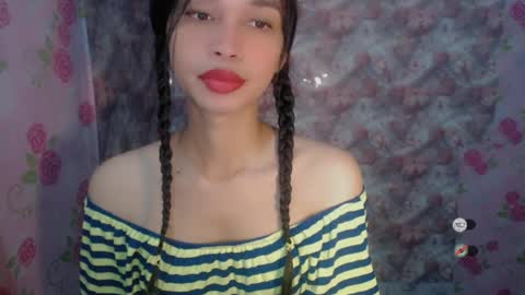 Snapshot of naughtysunshinepinay chatting on July 30, 2026, 1:37 am Celine online show from July 30, 2026, 1:37 am