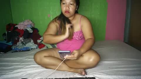 Snapshot of naughtyvina4u chatting on December 13, 2024, 10:45 pm VI NA online show from December 13, 2024, 10:45 pm