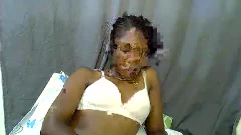 naughtyy4u online show from February 24, 2026, 4:49 pm