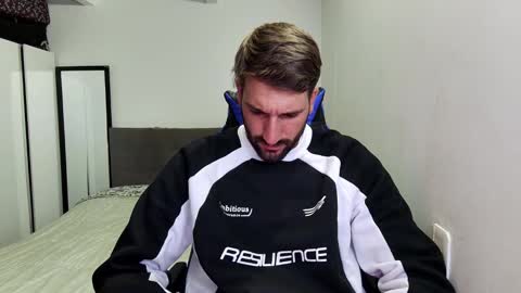 Nico online show from February 2, 2026, 7:56 pm