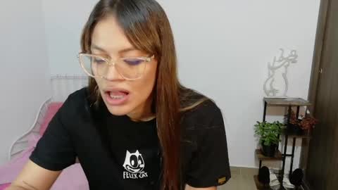 Snapshot of naugthy_muse chatting on June 7, 2026, 1:21 am sabrina online show from June 7, 2026, 1:21 am