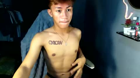 Snapshot of naugthyboyloy chatting on June 1, 2026, 5:58 pm Loy online show from June 1, 2026, 5:58 pm